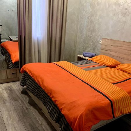 Studio Near Republic Square Yerevan Ngoại thất bức ảnh
